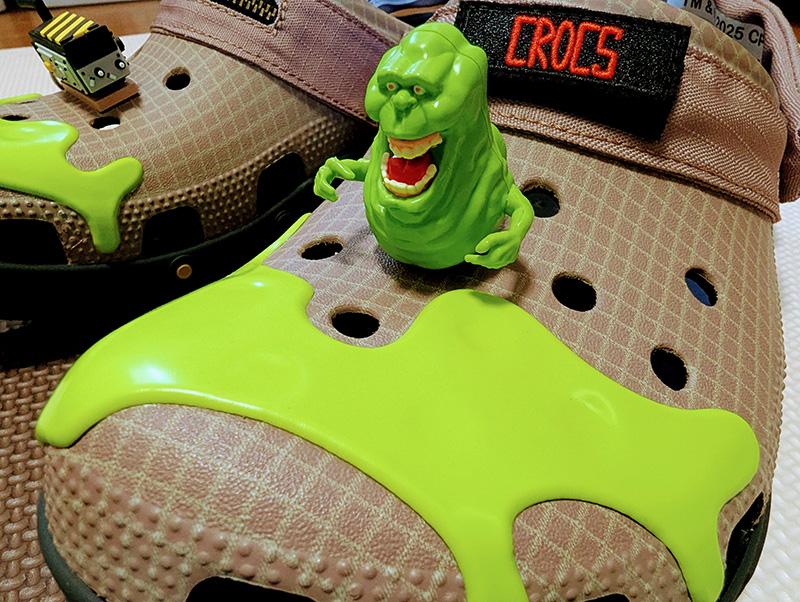 crocs